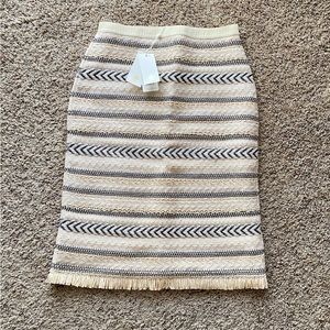 Tory Burch skirt new with tag cream size M